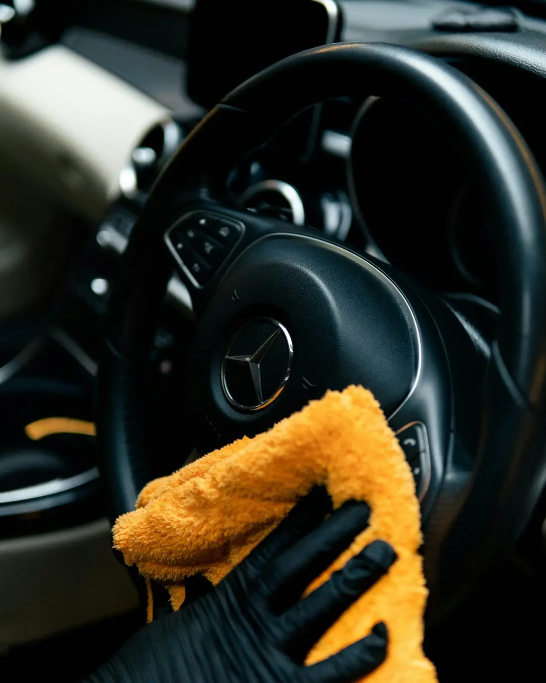 Steering wheel wiped with a microfiber towel